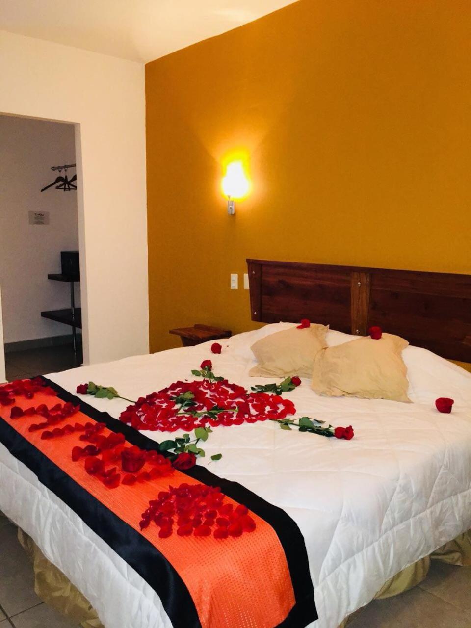 Hotel Vista Lago Сантьяго Экстерьер фото